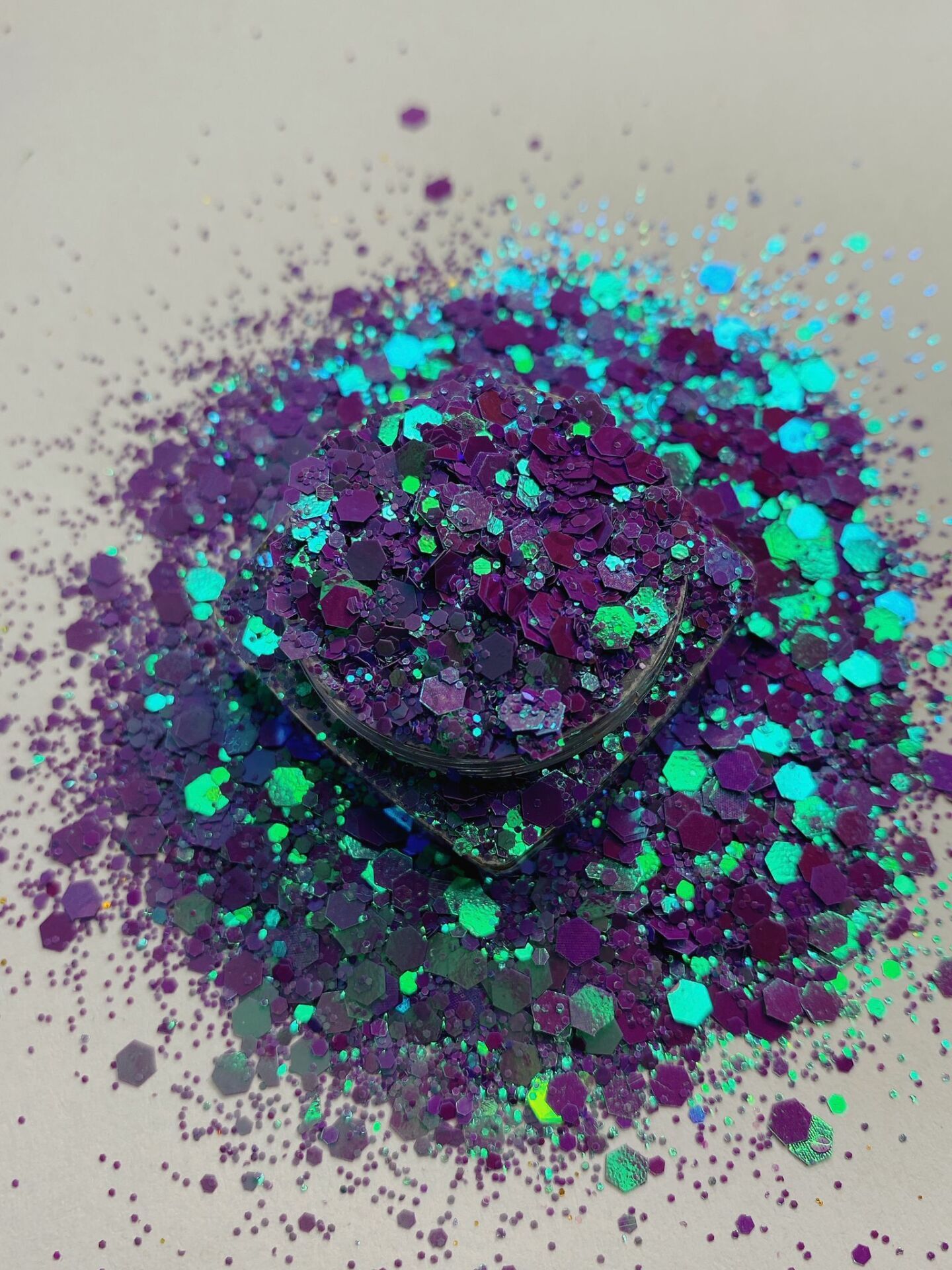 Chunky Glitters Magic Touch-2  4 gr