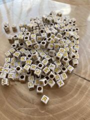 Boncuk Harfler 50 gr 6mm Gold Kare