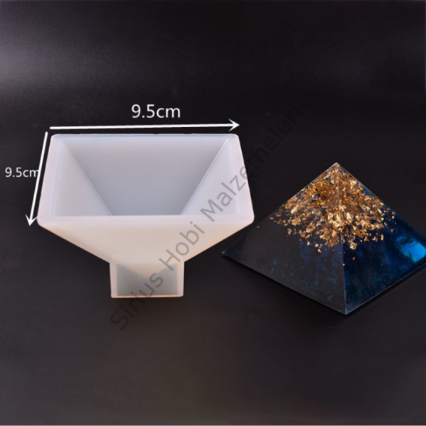 Epoksi 9.5 cm Piramit Kalıbı